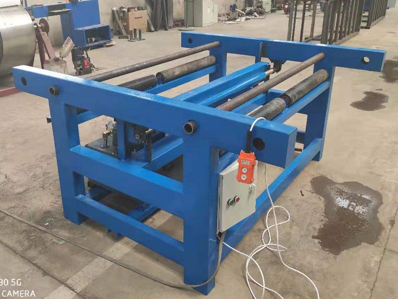 車(chē)廂門(mén)校直機